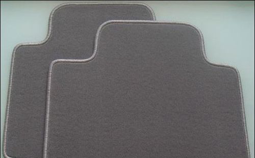 汽車腳墊你了解多少?腳墊材料切割要注意什么？(圖2)